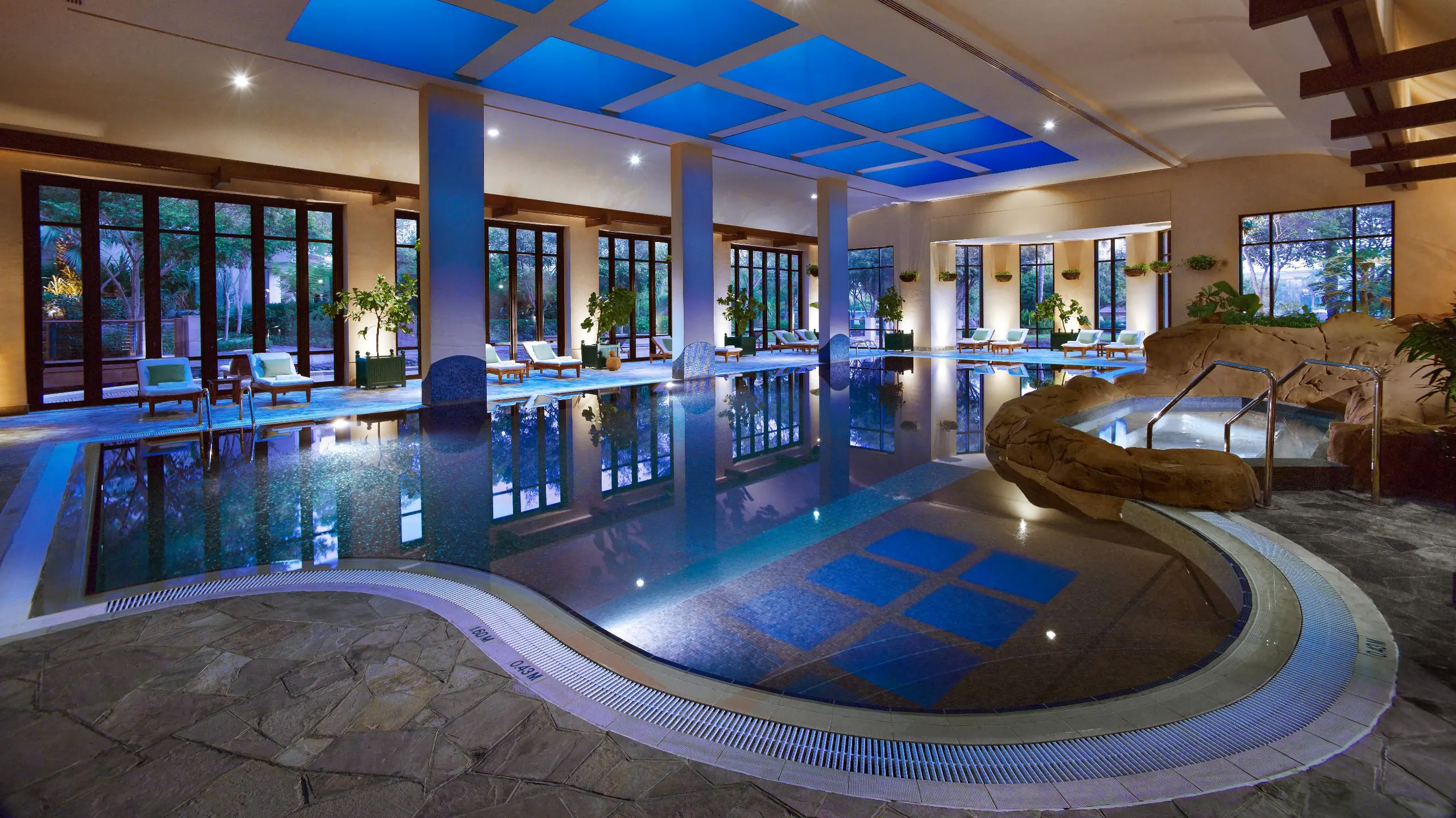 DXBGH-P170-Ahasees-Indoor-Pool.16x9